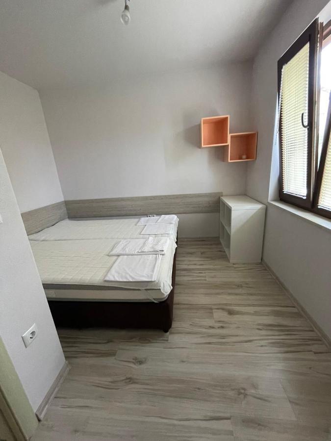 Къща За Гости “Недев” Tsarévo Extérieur photo