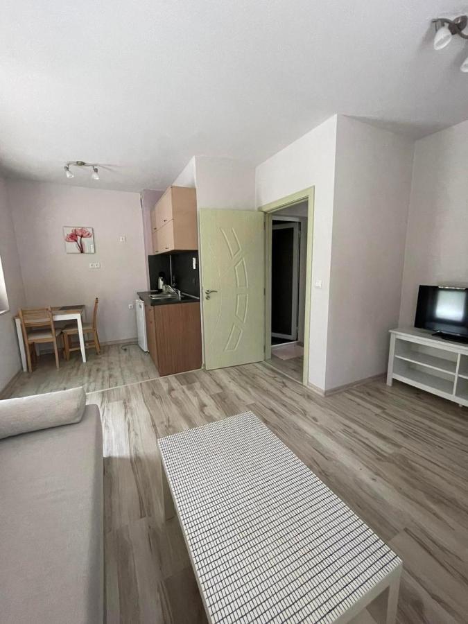 Къща За Гости “Недев” Tsarévo Extérieur photo